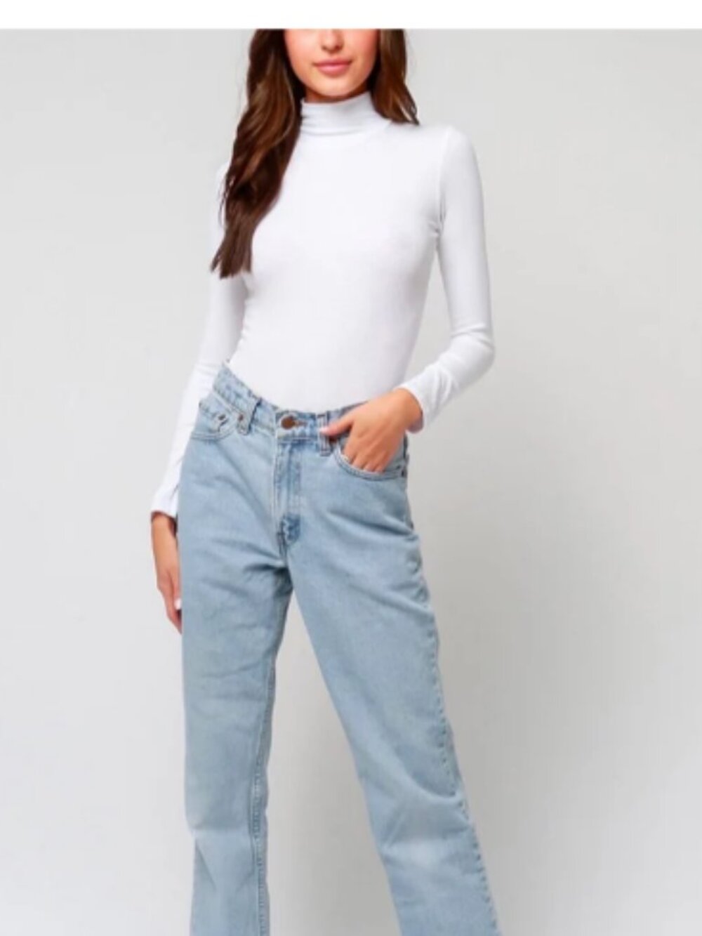 MANGOPOP Bridgette Ribbed Turtleneck Bodysuit White – Women’s Size Medium